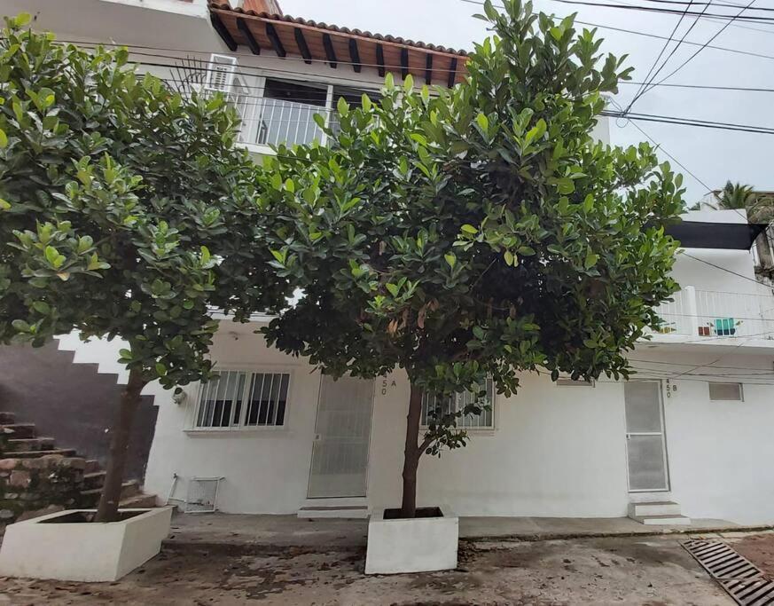 Studio Pulpito In The Charming Heart Of Downtown Pv Puerto Vallarta Buitenkant foto