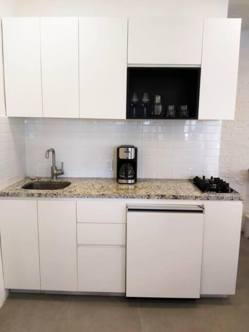 Studio Pulpito In The Charming Heart Of Downtown Pv Puerto Vallarta Buitenkant foto