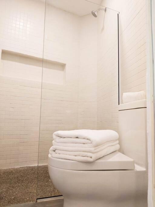 Studio Pulpito In The Charming Heart Of Downtown Pv Puerto Vallarta Buitenkant foto